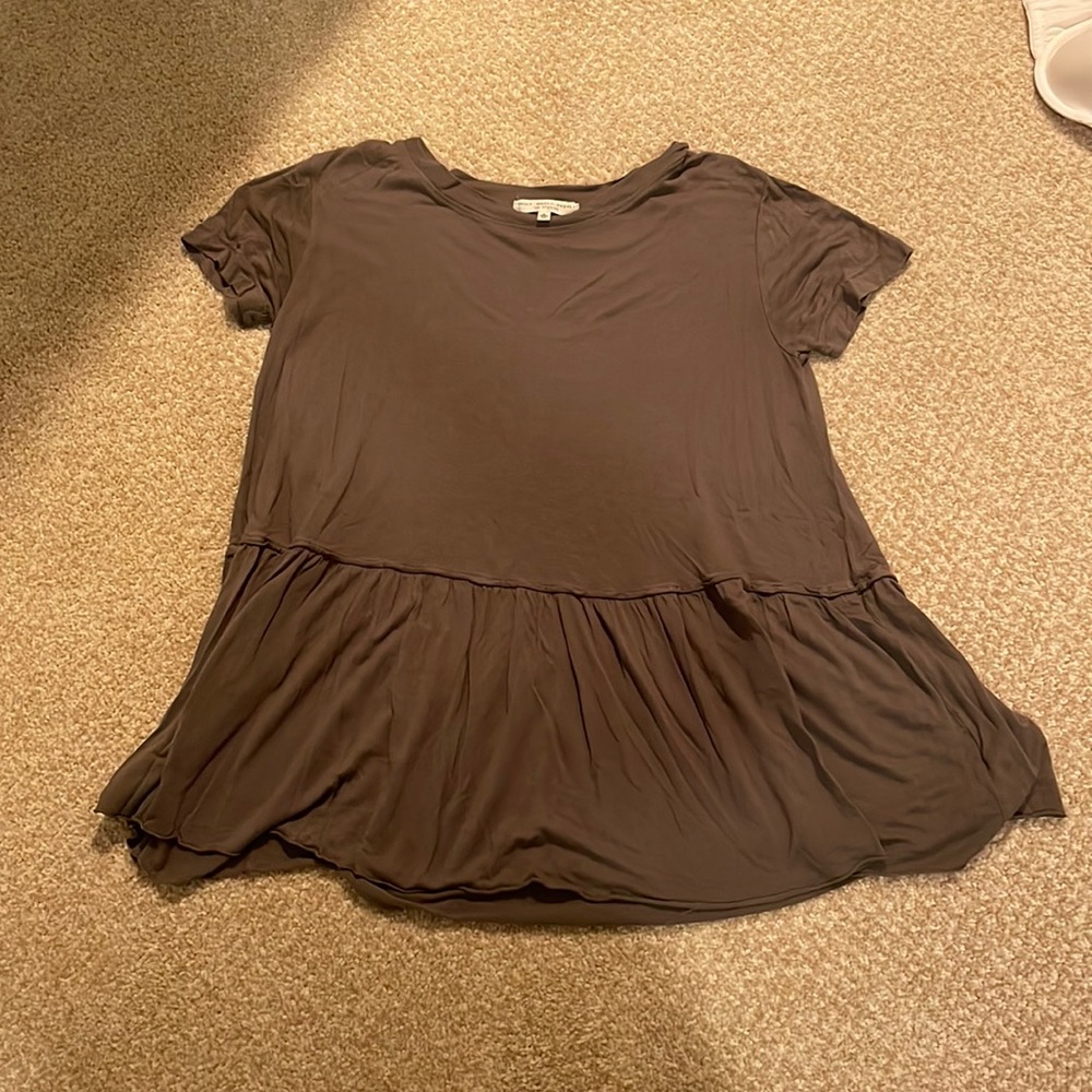 Gray ruffle top